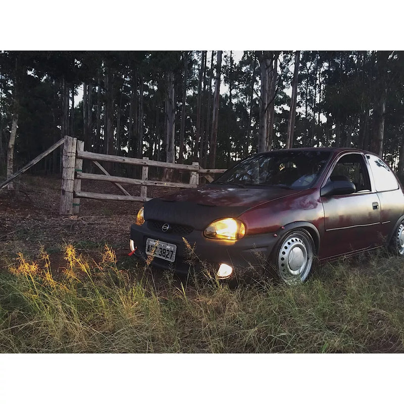 Protetor de Capô para Corsa 1994 até 2010 em Courvim com Espuma - Preto